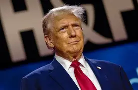 Demanda de Trump contra Virginia: foto de Donald Trump en evento público